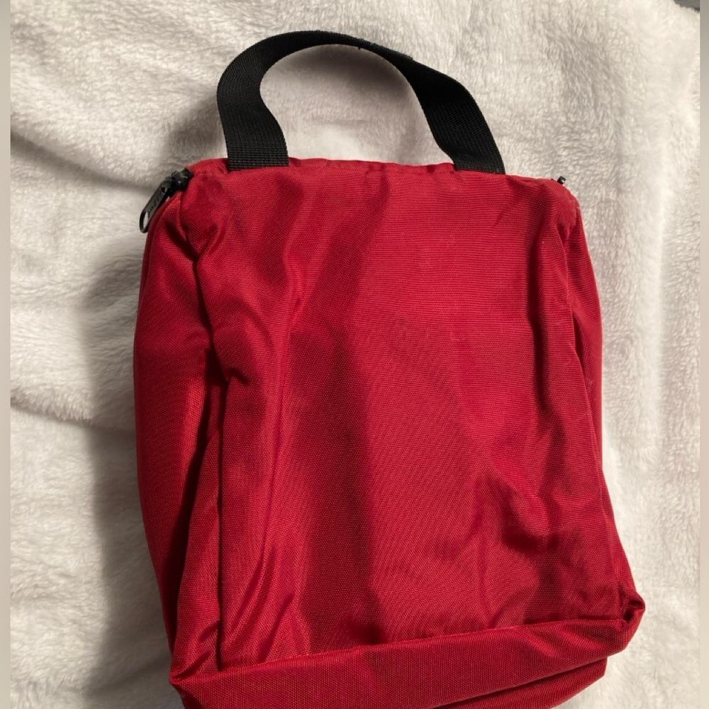 L. L. BEAN Red Toiletry Travel Bag Organizer Multiple Compartments - Picture 6 of 7